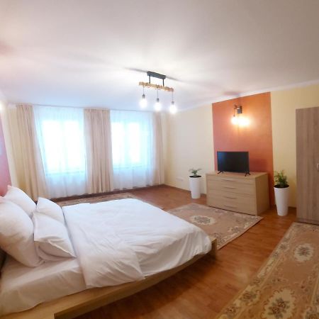 Villa Rhs Host Bistriţa Esterno foto